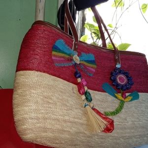 Bolsa artesanía hecha a mano